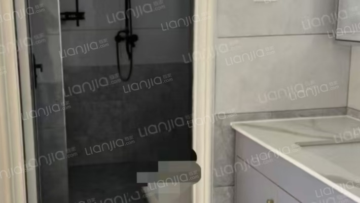 鸿坤理想尔湾 精装修未住 南北通透三居-卫生间