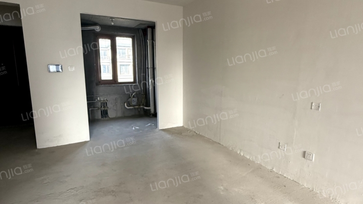 上叠 带露台跟小院，距离北京仅1900米，京西南大门-餐厅