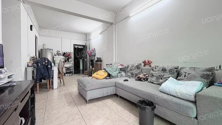 购物城二手房实景图