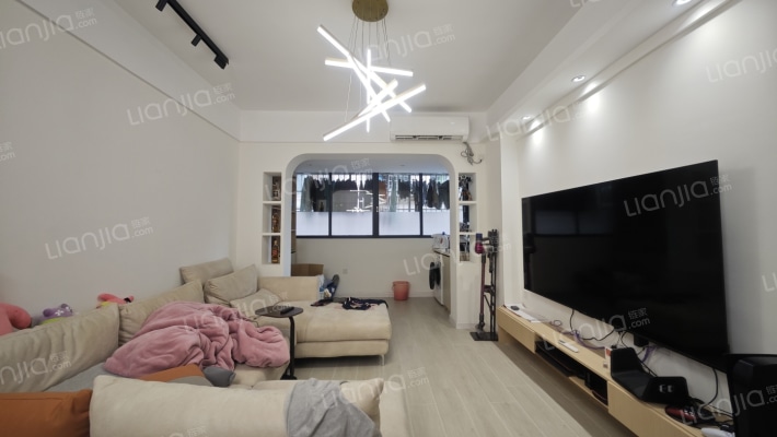 邓岗小区二手房实景图