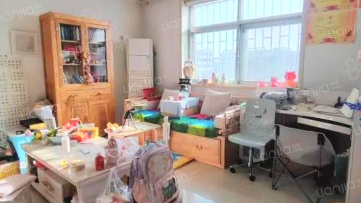 食品公司家属院二手房实景图