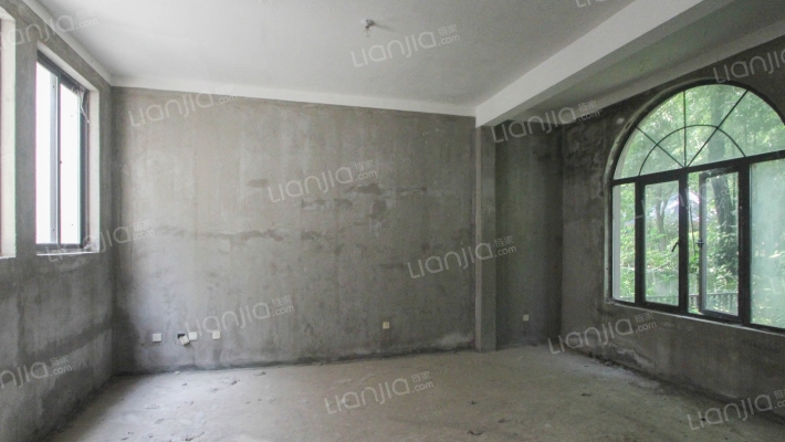 英伦玫瑰园二手房实景图