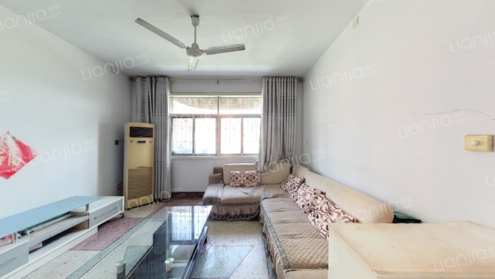 安装公司家属院二手房实景图