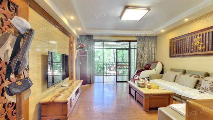 艺锦湾二期二手房实景图