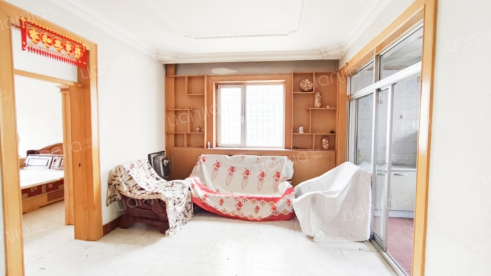 自建里二手房实景图