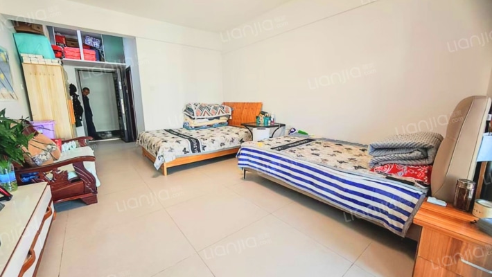 悦华嘉园二手房实景图