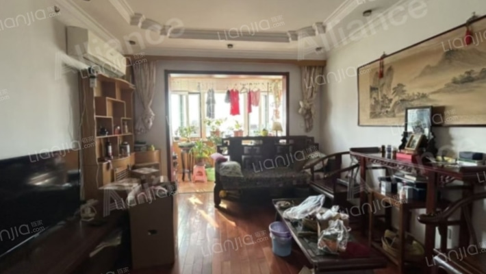 新安小区 3室2厅 南-客厅