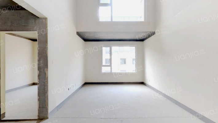 世茂国风龙玺二手房实景图