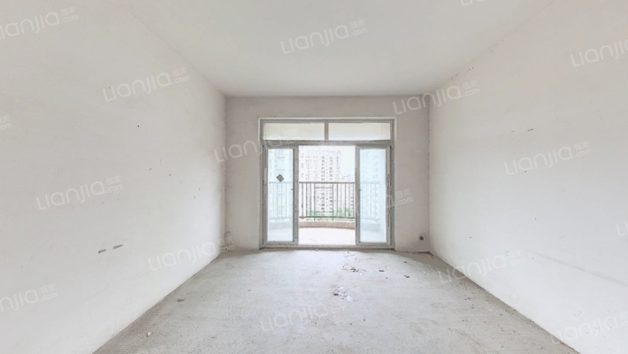 保利香槟花园C区二手房实景图