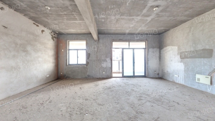 岸芷汀兰二手房实景图