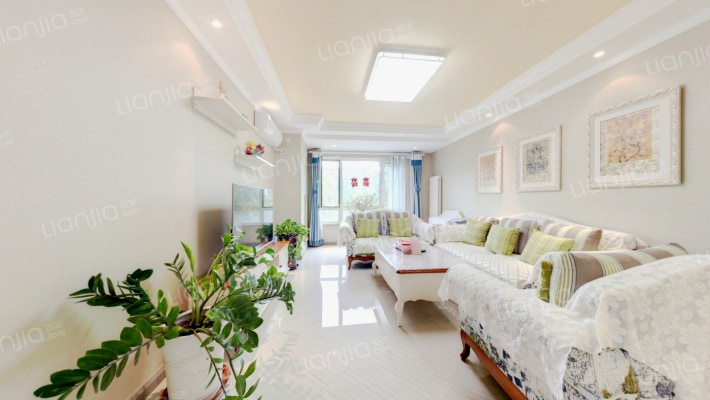 顶秀美泉小镇B区二手房实景图