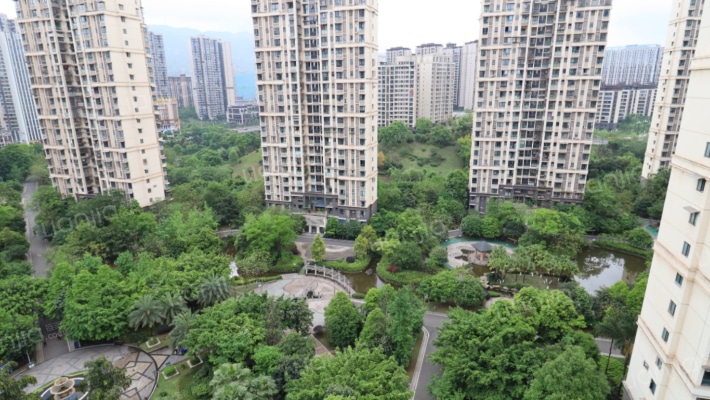 鑫悦湾大两房全中庭装修保养好拎包入住-窗外景观
