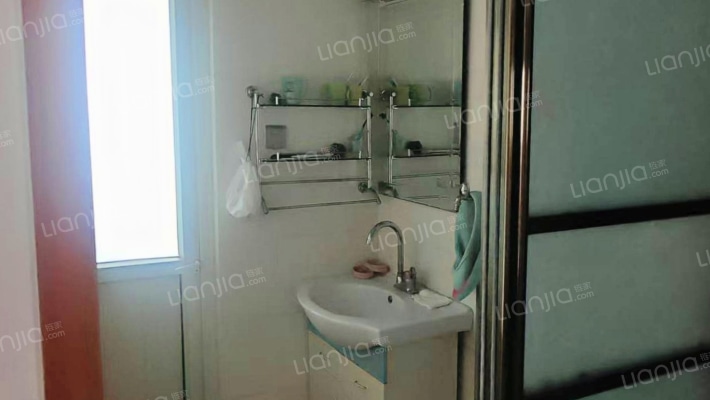 广安B层好楼层方正三居，居住舒适度高-卫生间