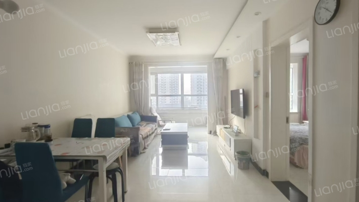 水岸花城 2室2厅 南-客厅