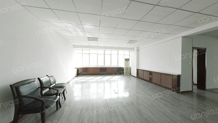 凯大大厦二手房实景图