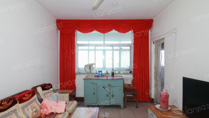 汽车站小区二手房实景图