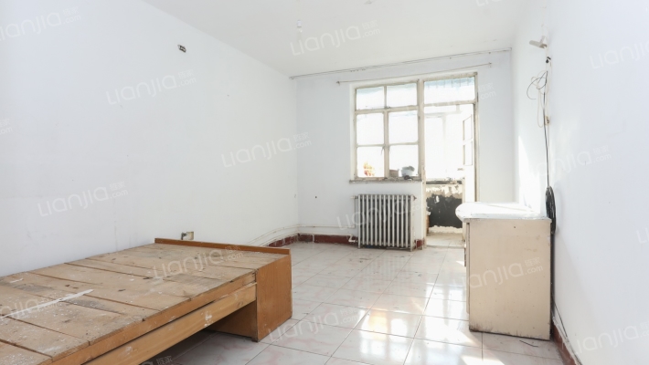 一次变供电小区二手房实景图