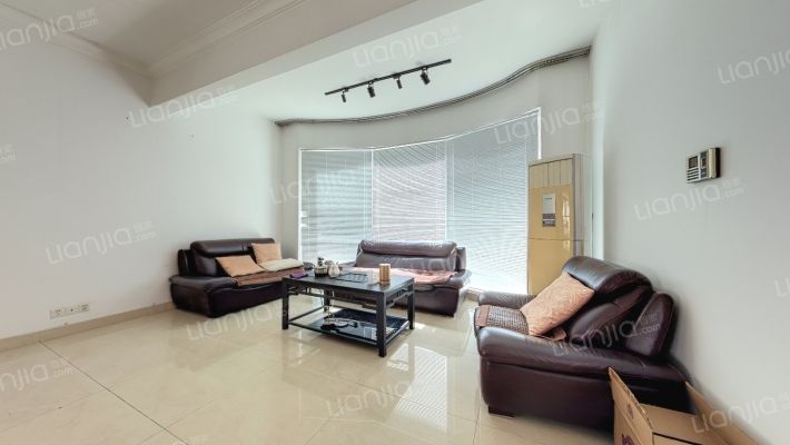 小鳌溪二手房实景图