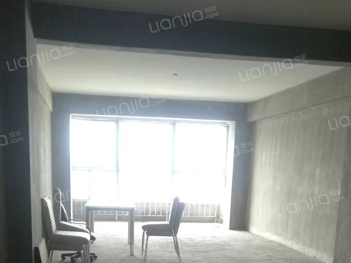 整租·卫生人才公寓 4室2厅 南