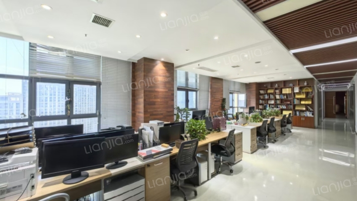 绿地领海大厦二手房实景图