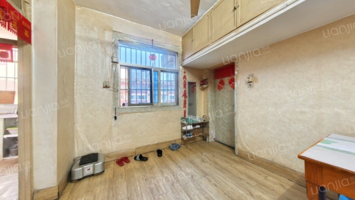 消防队生活院二手房实景图