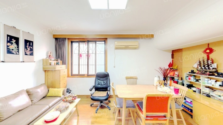 花园四村二手房实景图