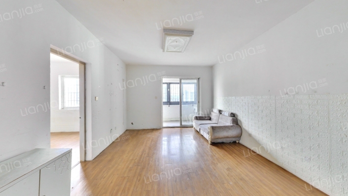 胪雷新城一区二手房实景图