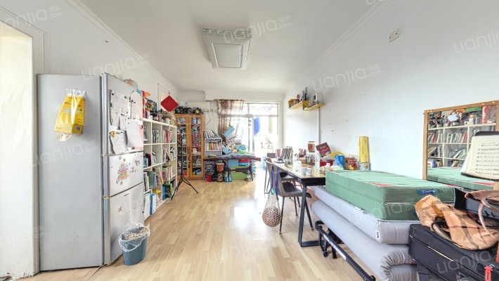松坪村菊苑二手房实景图