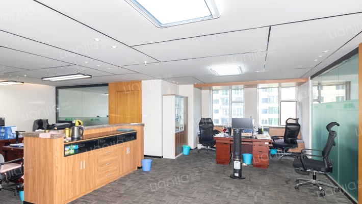 太阳财富中心金座二手房实景图