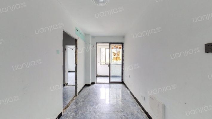 妙虹新苑二手房实景图