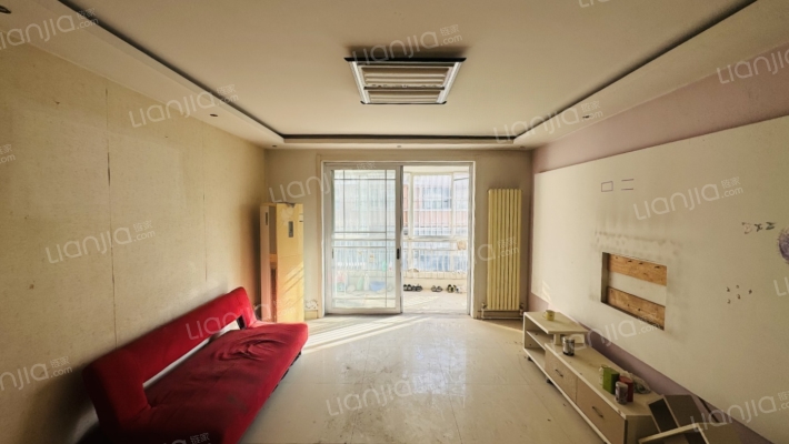 玉龙花苑二手房实景图