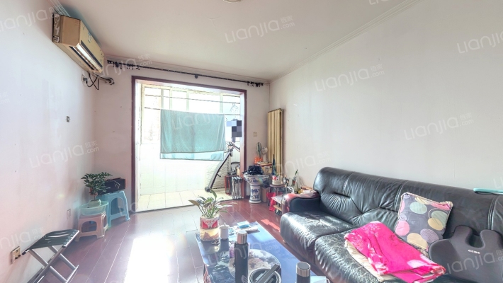 康庄路52号院二手房实景图