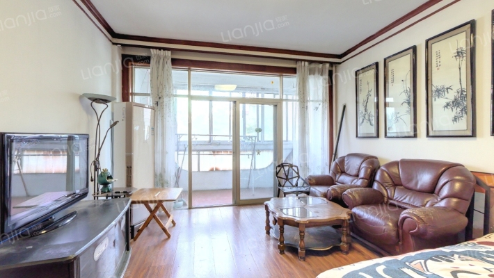 南航小区二手房实景图