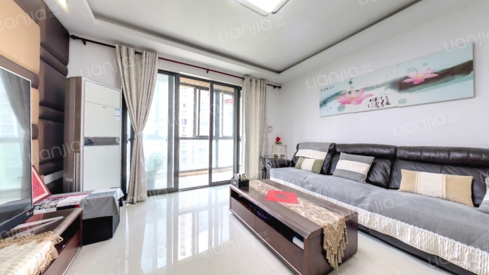 湖畔天城二手房实景图