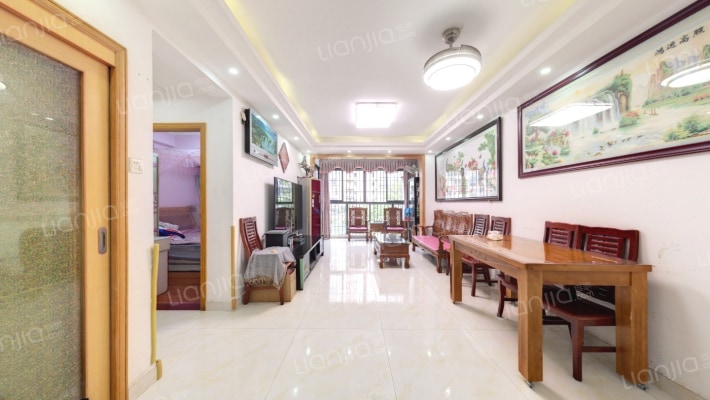 茵悦之生花园三期二手房实景图