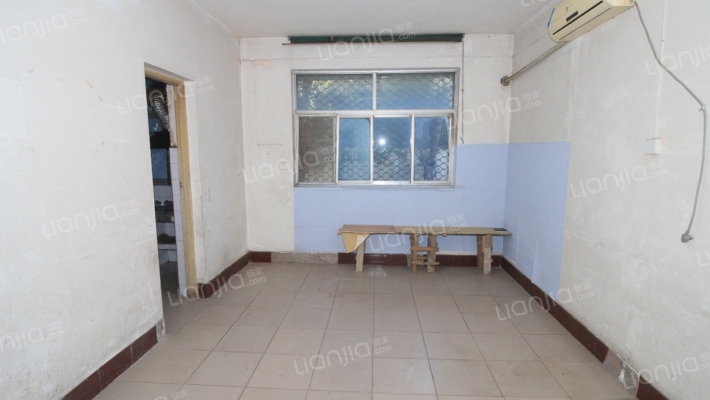 荆山路二手房实景图