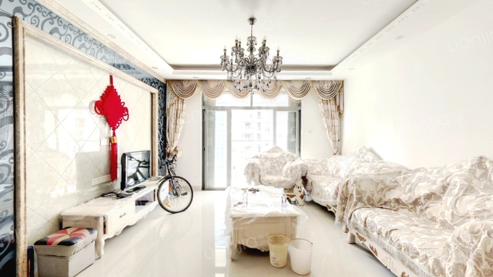 丽港城凯德公馆二手房实景图