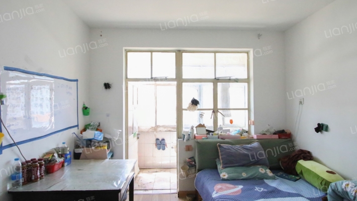 赞化宫18号二手房实景图