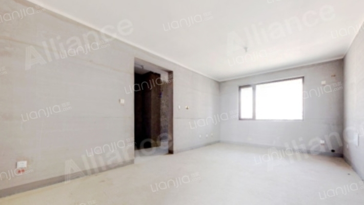 房子满二，无尾款，业主随时交易，毛坯装修随心-客厅