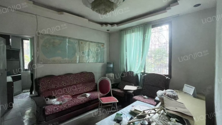 登高路92号二手房实景图