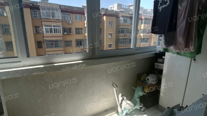 此房满五唯一 税费低  交通便利-阳台