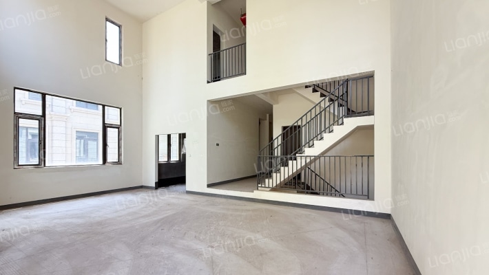 金科岭上B区二手房实景图