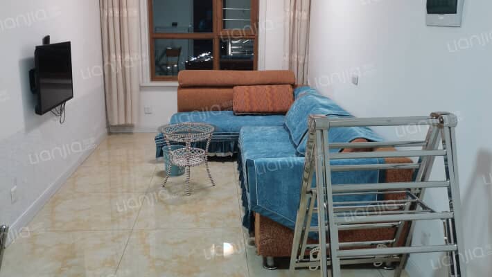 卓越荣域二手房实景图