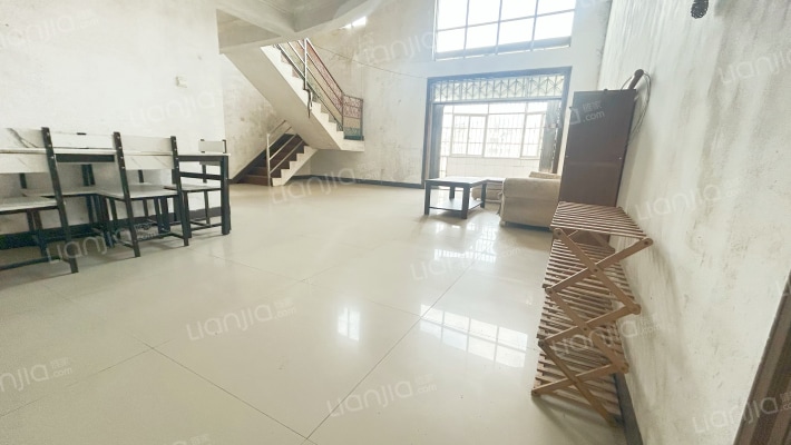 阳光山水二手房实景图