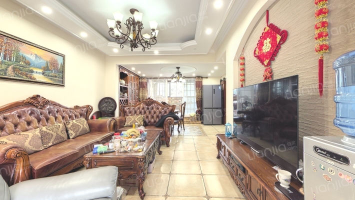 金鼎龙泉二手房实景图