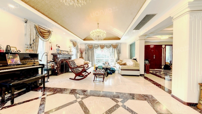 佘山银湖别墅二手房实景图