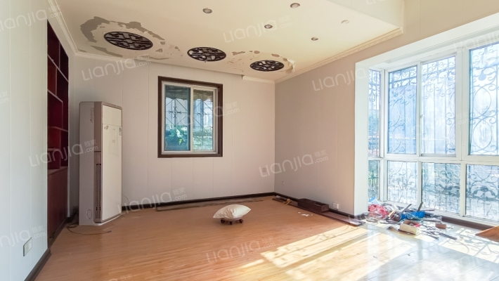 龙潭别墅二手房实景图