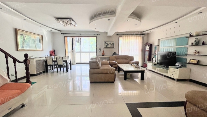 房子集中供暖 复试一跃二适宜各年龄段人群采光户型好-客厅