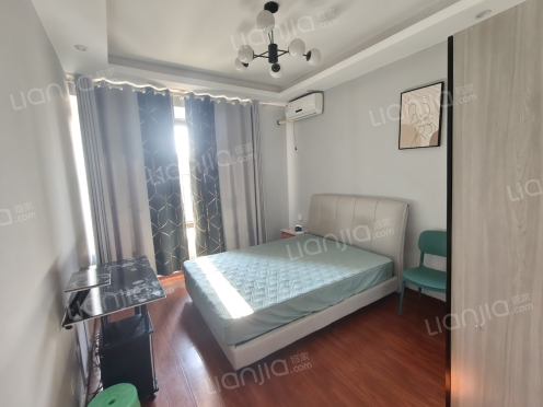 合租·星城汇 4居室 东卧