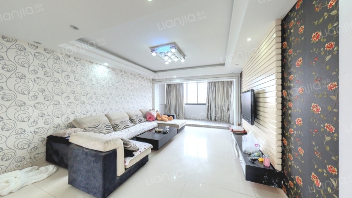 春天雅苑二手房实景图